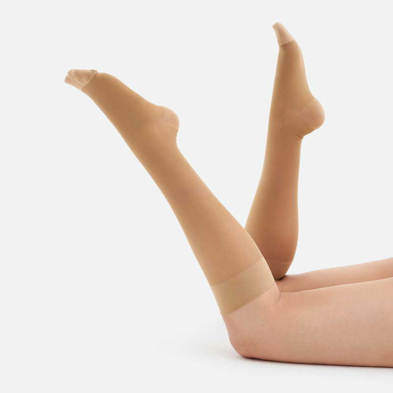 Компрессионные гольфы 1С104 VENOTEKS,  1 класс купить в OrtoMir24